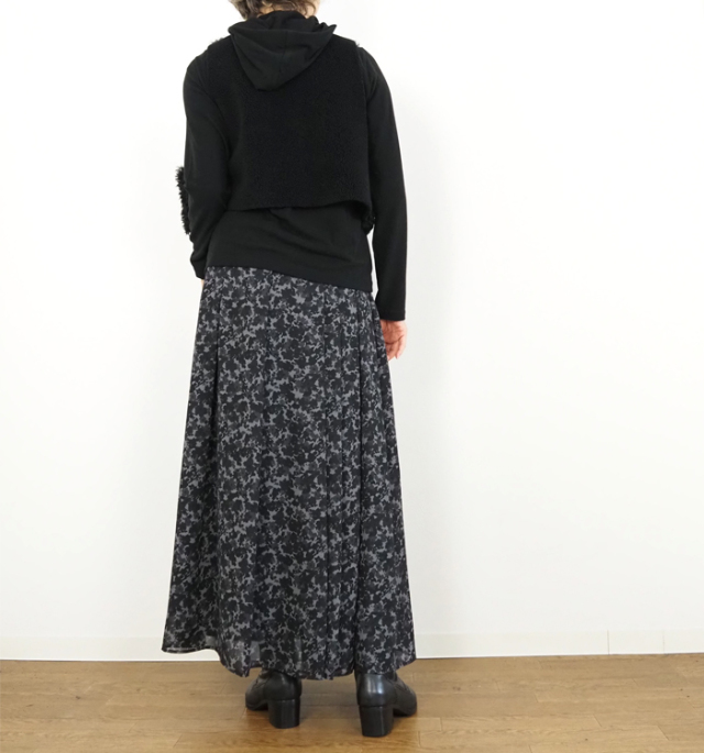 mizuiro ind ミズイロインド フラワープリントロングスカート ブラック系