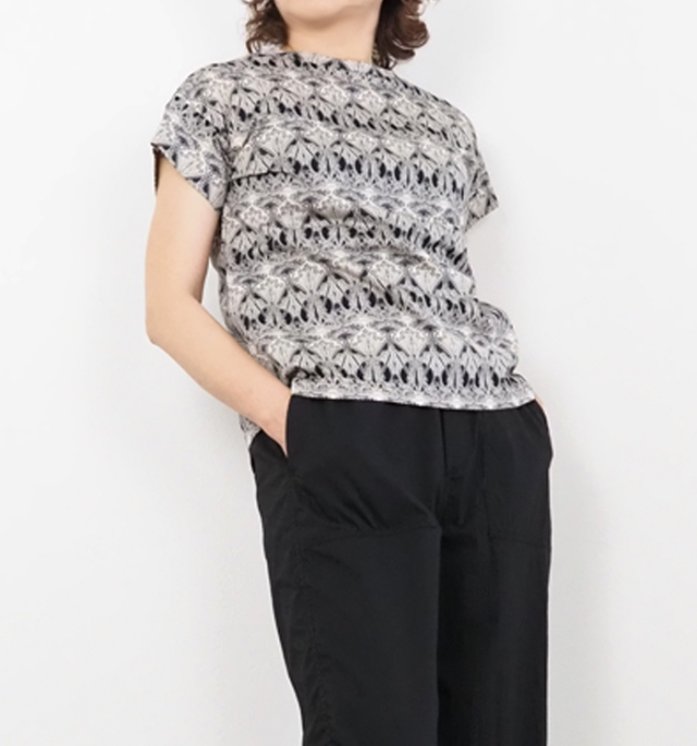 sosotto ソソット 半袖Tシャツ リバティプリント クルーネックレディース sosotto ソソット LIBERTY刺繍Tシャツ プレーティング天竺