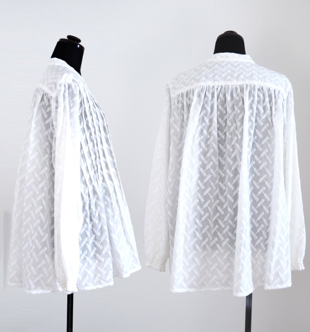sosotto ソソット 刺繍ピンタックブラウス 小枝柄