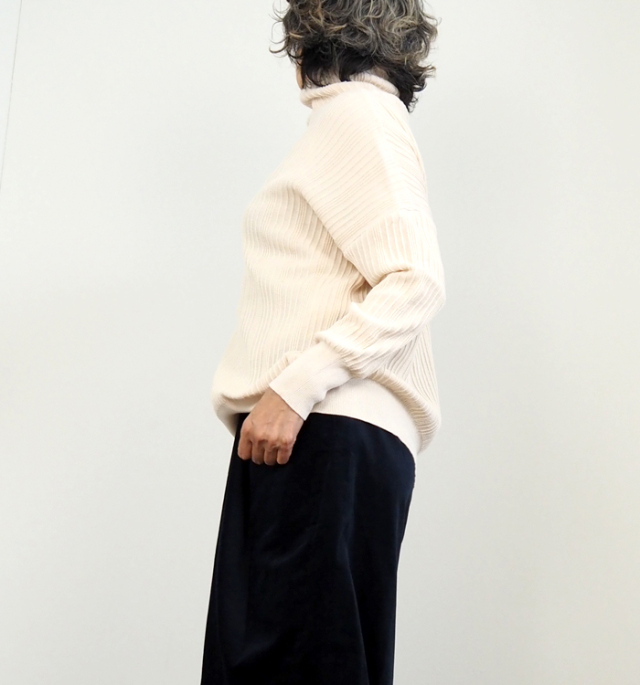 NARU ナルファクトリー 綿コーマ ワイドリブハイネックニットプルオーバー