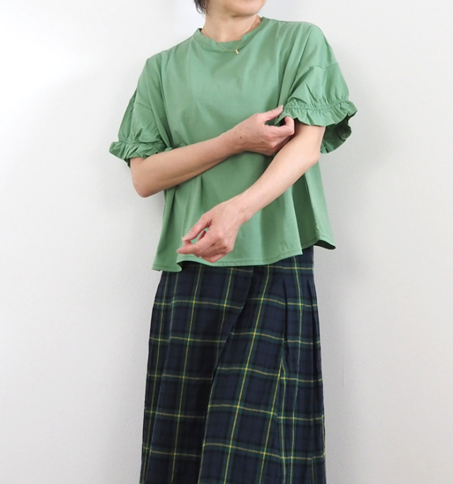 NARU ナルファクトリー サイロプレミアム天竺 ギャザーフリルスリーブプルオーバー