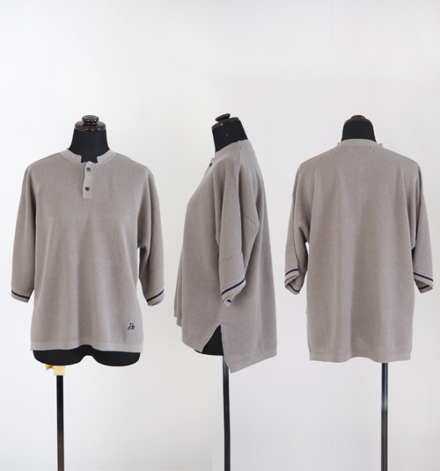 【30%OFF】Boutique Ordinary ブティークオーディナリー Random Typo ドルマンスリーブ OP  BO24-621T BO ブティックオーディナリー Boutique Ordinary Random Typo