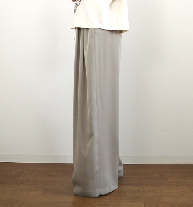 Boutique Ordinary ブティークオーディナリー とろみワイドパンツ 落ち感 