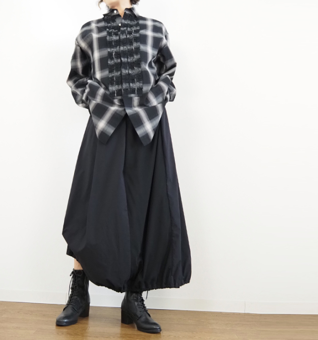 nicholson and nicholson ニコルソンアンドニコルソン フロントフリルシャツ