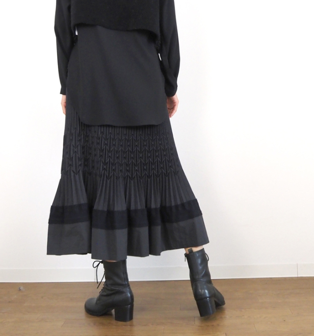 FERAL FLAIR フィラルフレア ロングプリーツスカート エコアーチギャバジン