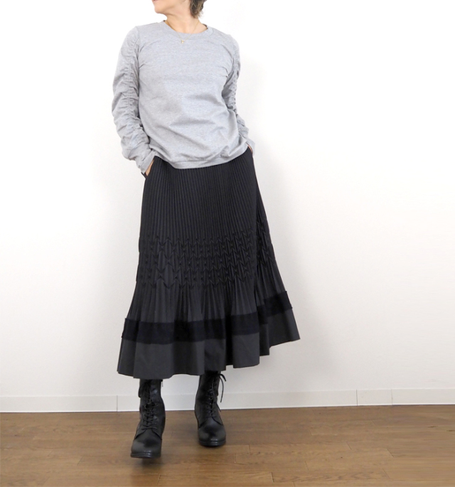 FERAL FLAIR フィラルフレア ロングプリーツスカート エコアーチギャバジン