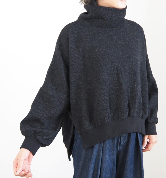 MANON マノン ニットライクハイネックオーバーサイズプルオーバー
