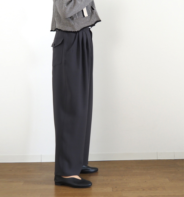 MANON マノン ３タックワイドパンツ 後ろゴム きれいめ