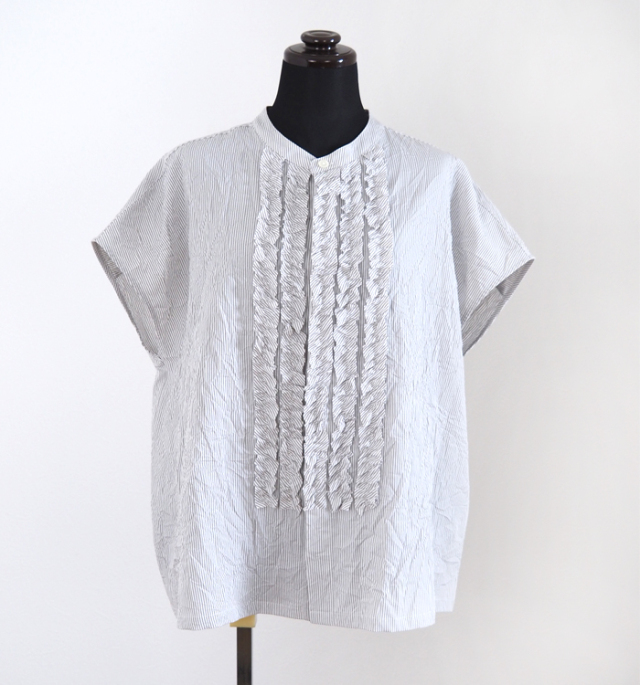 nicholson and nicholson ニコルソンアンドニコルソン シワ加工 フリルブラウス