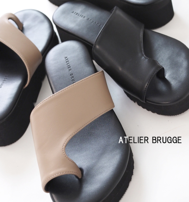 ATELIER BRUGGE アトリエブルージュ スクエアトゥ パンプス 本革 日本