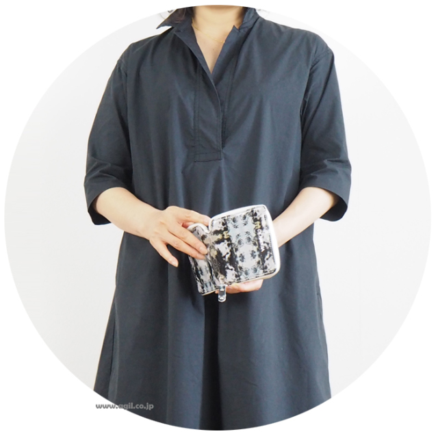 CILANDSIA(チランドシア) 二つ折り ラウンドファスナー ミニ財布