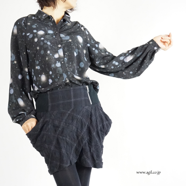 SALE tiny dinosaur タイニーダイナソー スノープリント長袖ブラウス ブラック系 レディース SALE tiny dinosaur(タイニーダイナソー) スノープリント長袖
