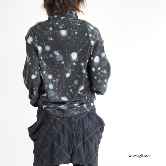SALE tiny dinosaur タイニーダイナソー スノープリント長袖ブラウス ブラック系 レディース SALE tiny dinosaur(タイニーダイナソー) スノープリント長袖