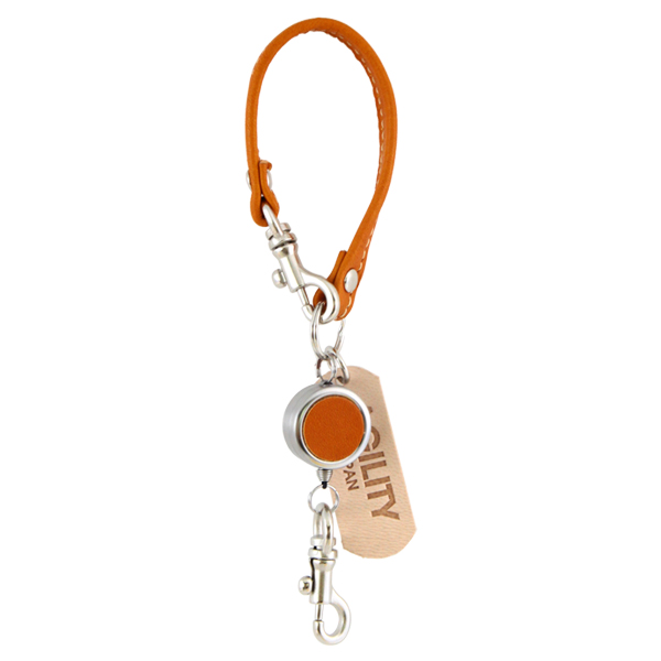 パスケースに装着できるリール付きストラップ