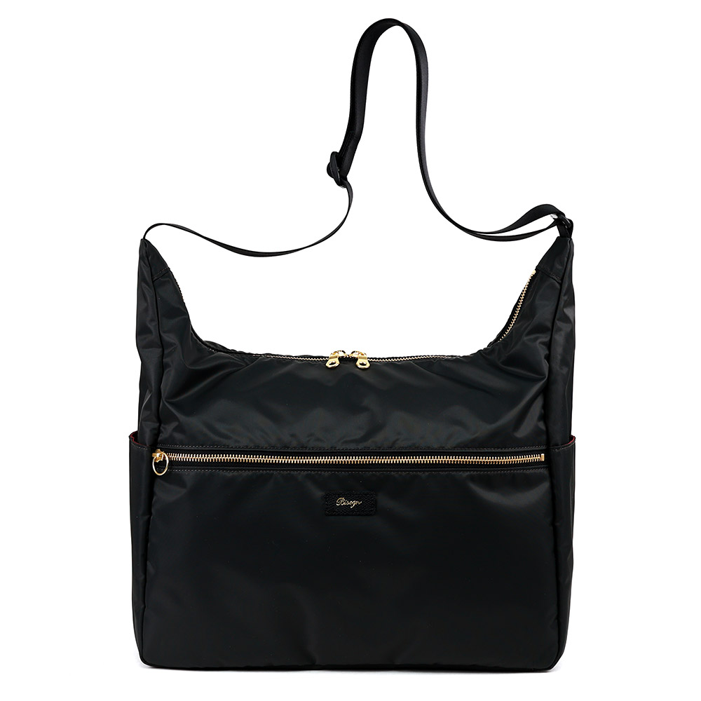 ショルダーバッグ A4 レディース 軽量 撥水 12L 旅行 汚れに強い 斜め掛け 軽い