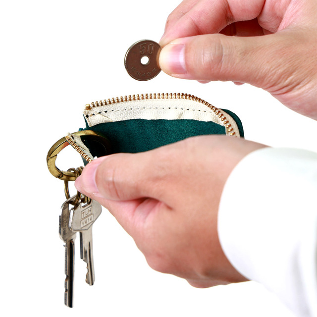 小銭入れ キーケース キーホルダー コンパクト 小さい ミニ 鍵 革 レザー カラビナ ぶら下げ