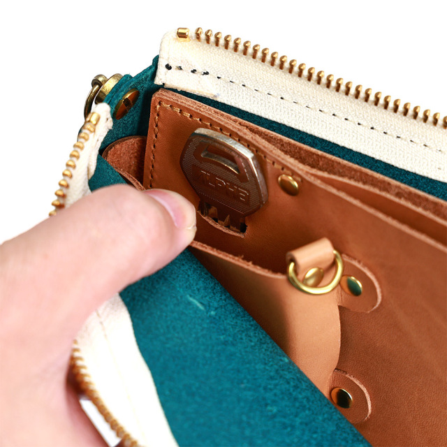 財布 スマートキーが入る イヤホン 2個 まとめる 一体 ミニマリスト コンパクト 革 レザー