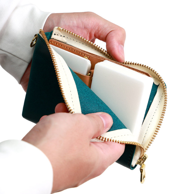 財布 スマートキーが入る イヤホン 2個 まとめる 一体 ミニマリスト コンパクト 革 レザー