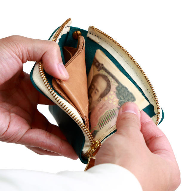 財布 スマートキーが入る イヤホン 2個 まとめる 一体 ミニマリスト コンパクト 革 レザー