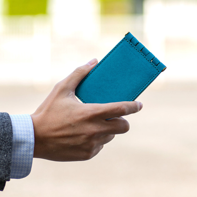 コンビネ II』(全4色)ロロマ/透明窓が2面付いた おしゃれな二つ折り