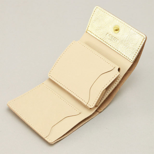 【aiguille 】三つ折り財布 アマゾニア ブラウン 小銭 ＆ カード 》ミニマルレザーウォレット（アマゾニア