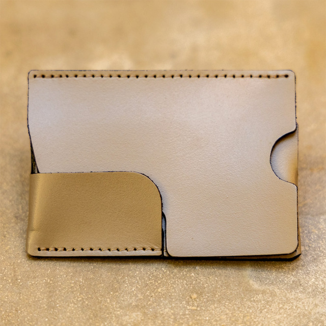 ティレF』(全7色)ソフィア/一瞬で心を掴む所作 薄さ0.5cmの極薄