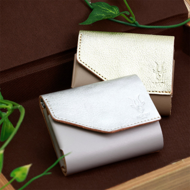 セルン』(全2色)ルーチェ/現代らしく小さくリニューアルしたコンパクト