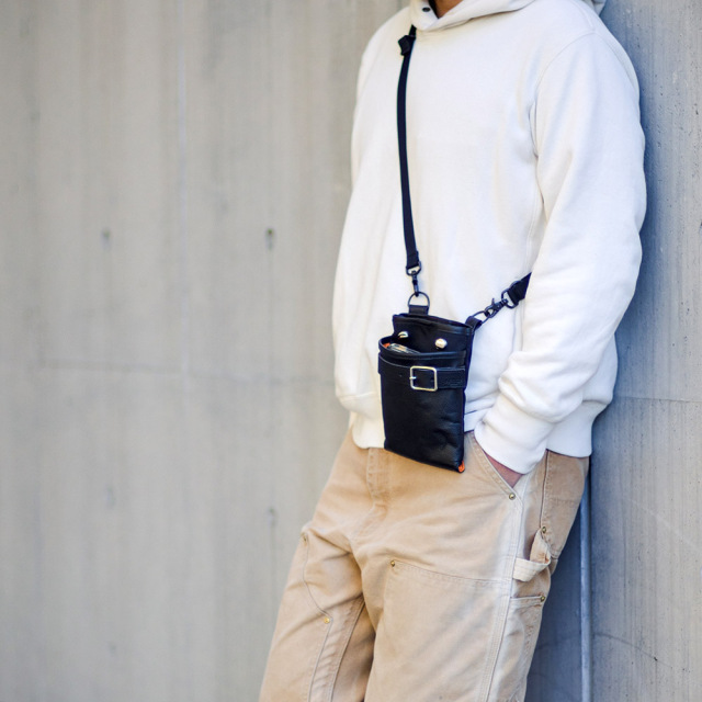 ショルダーバッグ ウエストバッグ ヒップバッグ 2way 撥水 アウトドア