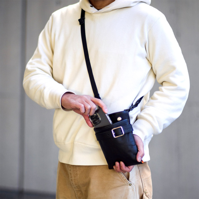 ショルダーバッグ ウエストバッグ ヒップバッグ 2way 撥水 アウトドア 