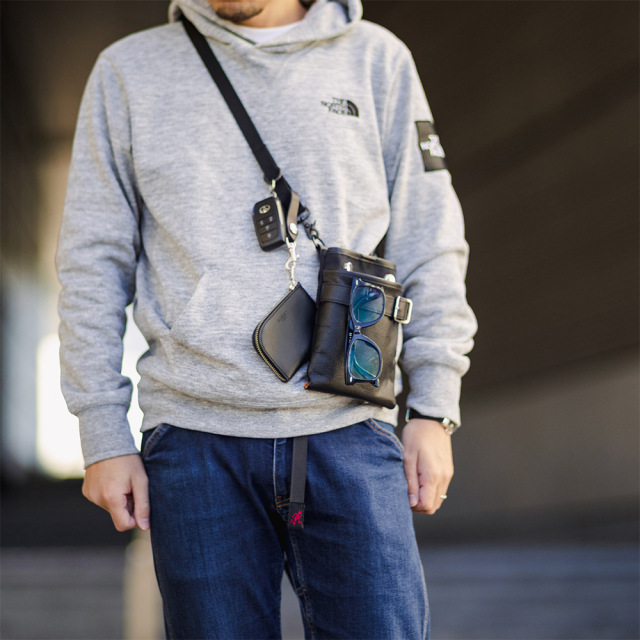 ショルダーバッグ ウエストバッグ ヒップバッグ 2way 撥水 アウトドア