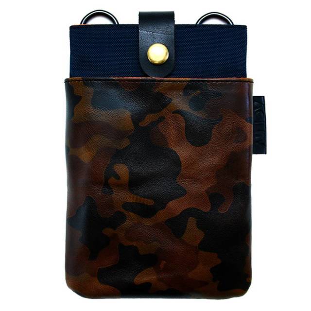 60’s 当時物 War is not health 反戦 オールレザーバッグ 今月は〝vintage item〟 強化月間でいきます🔥 ⁡ 宜しくお願い