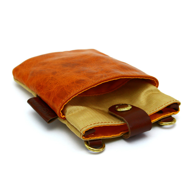 ミニポーチ サコッシュ 斜め掛け 本革 レザー スマホポーチ ミニショルダー