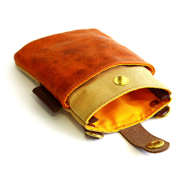 ミニポーチ サコッシュ 斜め掛け 本革 レザー スマホポーチ ミニショルダー