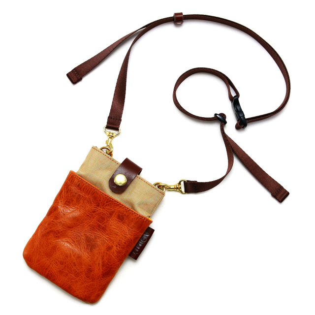 ミニポーチ サコッシュ 斜め掛け 本革 レザー スマホポーチ ミニショルダー