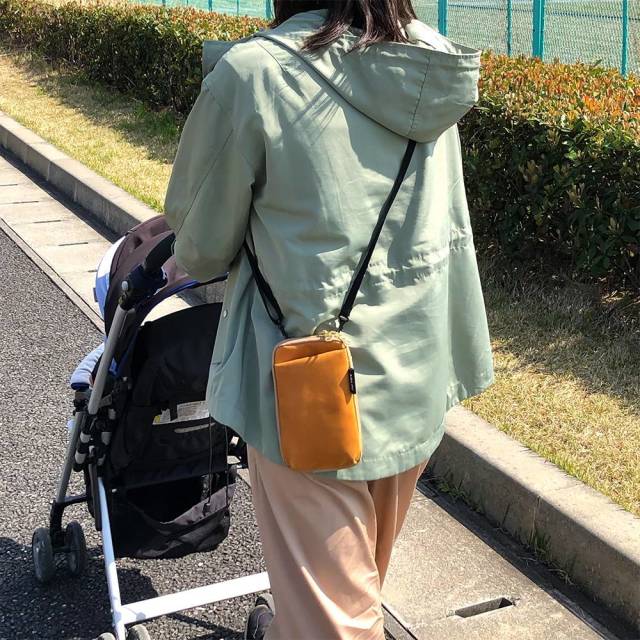 『パークポシェット』(全6色)モストロ/身軽に遊べるがコンセプト 外遊びを本気で楽しむ大人のミニショルダー 【AGILITY affa(アジリティアッファ)】(0529)