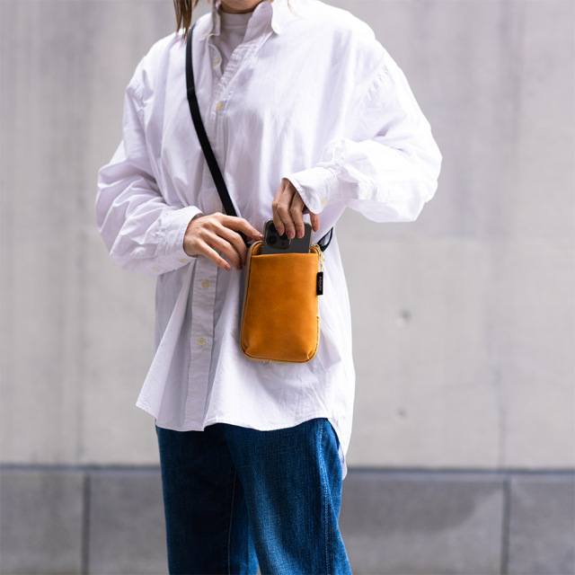 パークポシェット』(全6色)モストロ/身軽に遊べるがコンセプト 外遊び