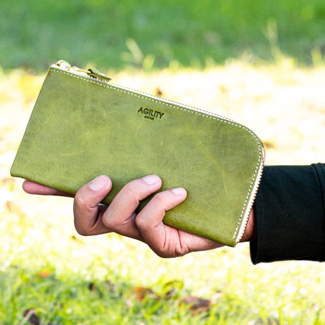 プレーヌ』(全6色)モストロ/余分なパーツを省いた「薄くて・軽い」L字