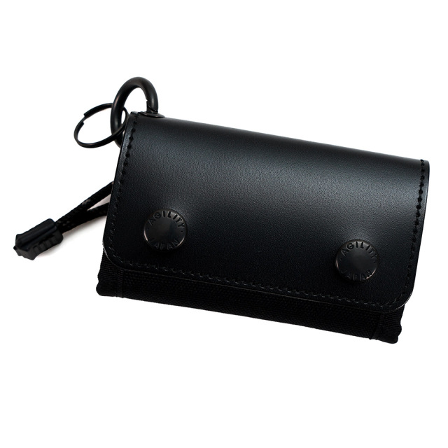 キーケース スマートキー カード 小銭 一体型 三つ折り 撥水 コンパクト カラビナ 吊るす