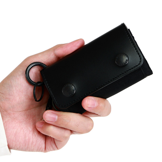 キーケース スマートキー カード 小銭 一体型 三つ折り 撥水 コンパクト カラビナ 吊るす