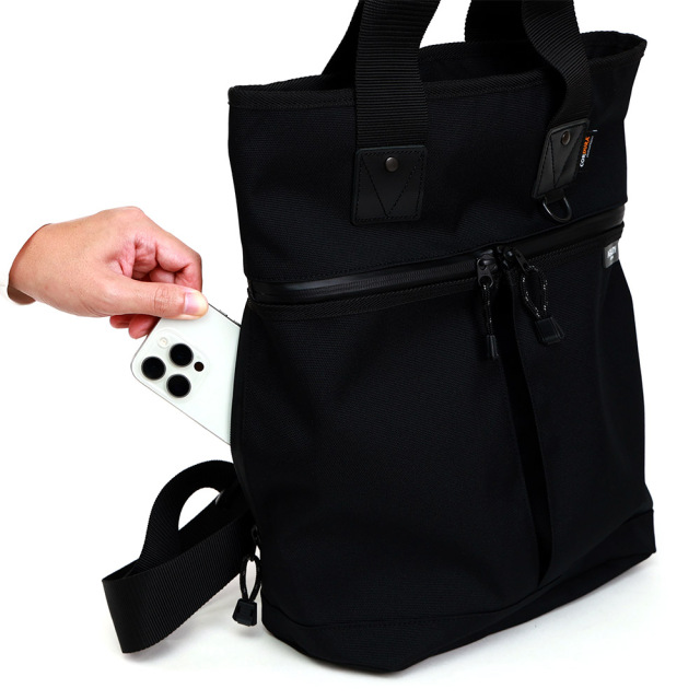 メランジュリュック』(全2色)ヘルメットバッグからインスピレーション