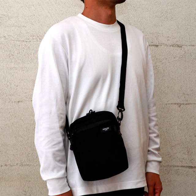 ショルダーバッグ ミニ 縦 ナイロン 撥水 軽量 コンパクト 小さめ メンズ レディース 