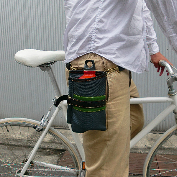 セール サベルト 全11色 進化したシザーバッグ ウエストバッグ 使えるシチュエーションは無限大 日本製 Agility アジリティ 0842