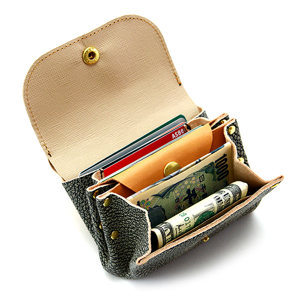 ポワロ 全3色 アンチックゴート 革を折って作ったぽってりフォルムが可愛い小銭入れ コインケース 日本製 本革 レザー 山羊革 牛革 ミニ財布 手のひらサイズ カードケース Agility Affa アジリティ アッファ 0861