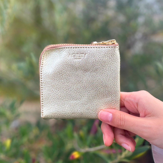 最安値 完売品a2o パフポーチウォレットチェーン あおば着用 あおばくん a2o パフポーチウォレットチェーン あおば着用 あおばくん - メルカリ