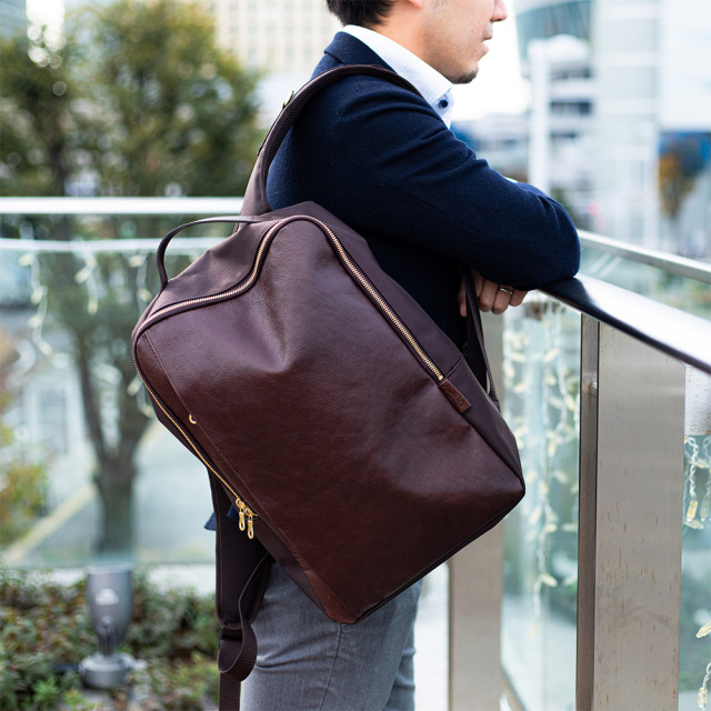 豚革 ピッグレザー スクエア 軽量 リュック バックパック A4 ビジネス