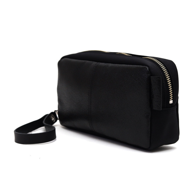 ペガーズポーチ』(全3色)ラセッテー/軽量なピッグレザーを使用 ループ