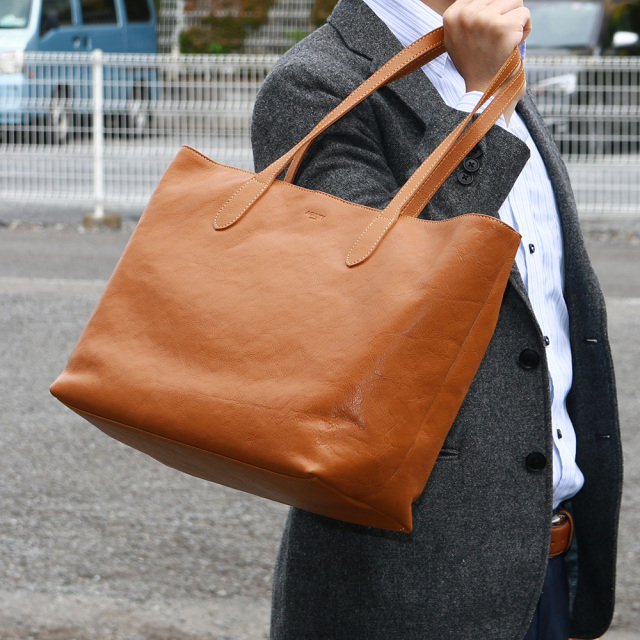 エテルネルトートL』(全5色)マヤカーフ/A4対応 ON・OFFどちらでも