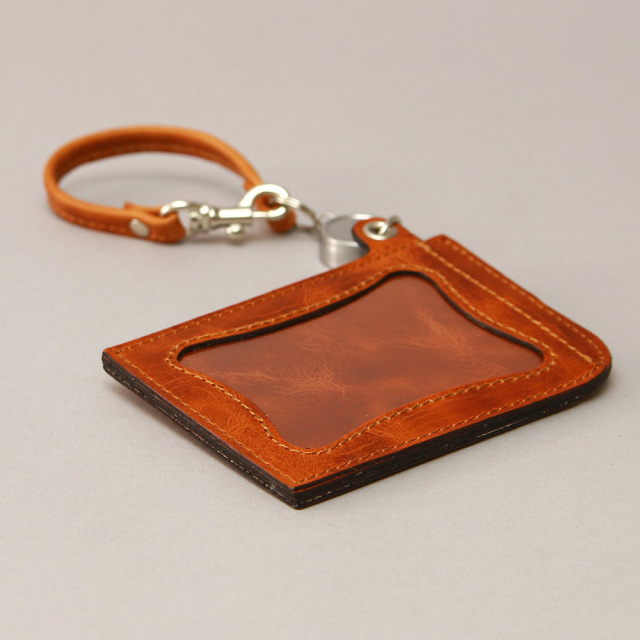 シーク 全6色 キップワックス リールが伸びるパスケース レザー 定期入れ 2枚 Icカードケース 伸びる リール付き 本革 日本製 Agility Affa アジリティ アッファ 1902