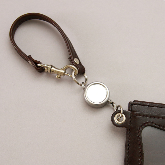 シーク』(全4色)ルガトー/リール付き パスケース レザー 定期入れ IC