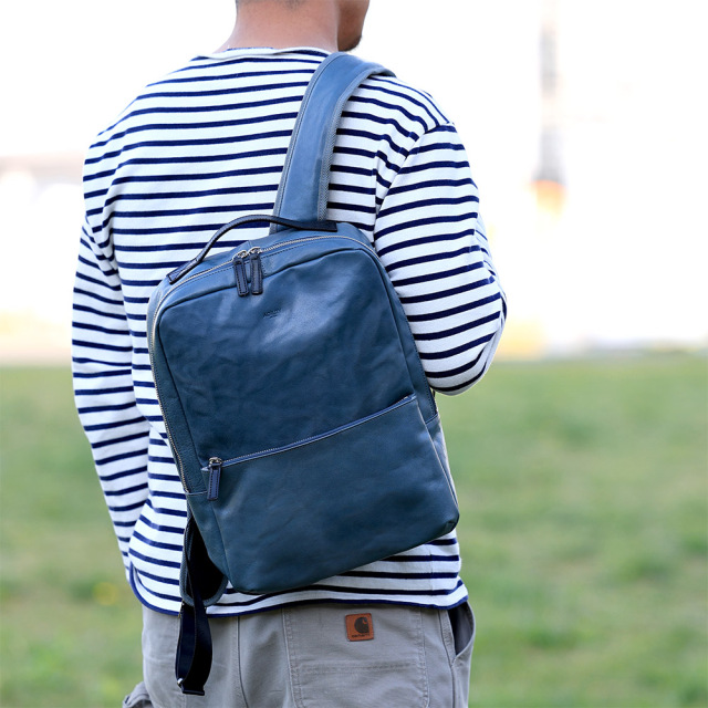 リュックサック ビジネスリュック バックパック A4 13インチ ノートパソコン レザー 本革